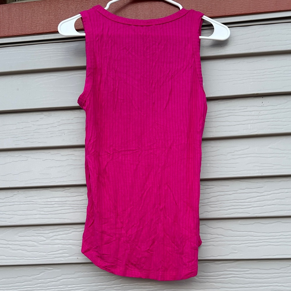 Staccato Vibrant Pink Muscle Tee - Picture 4 of 5
